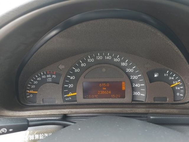 M-BENZ賓士 C240  第5張相片