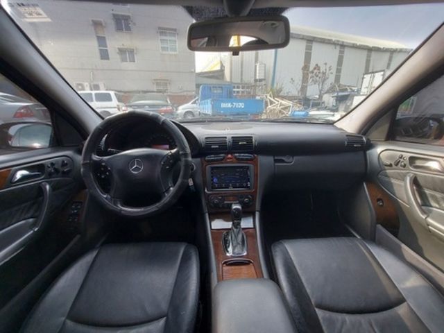 M-BENZ賓士 C240  第9張相片