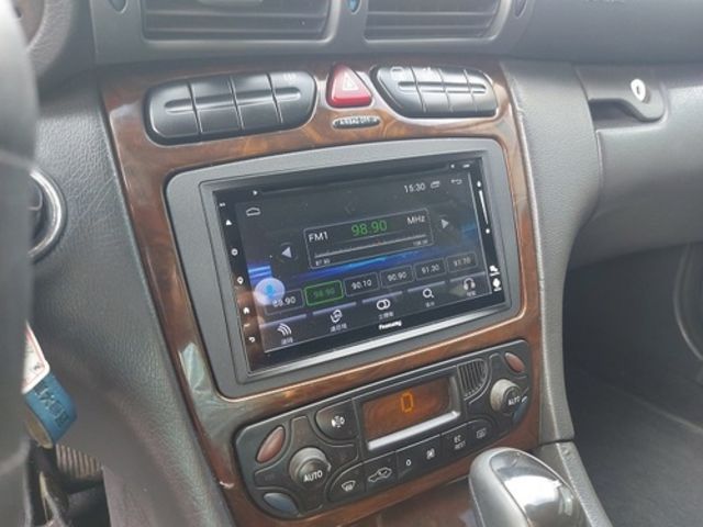 M-BENZ賓士 C240  第13張相片
