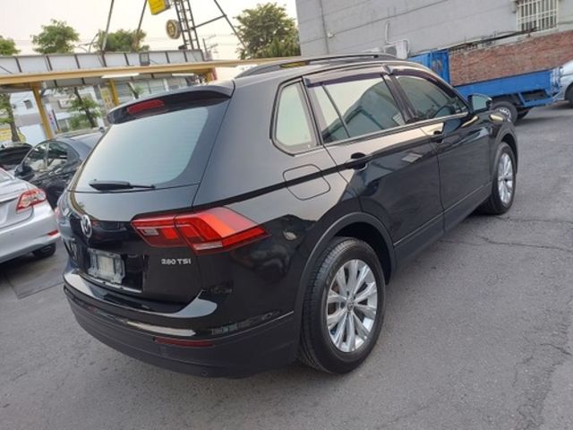 VOLKSWAGEN福斯 TIGUAN  第2張相片
