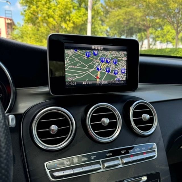 M-BENZ賓士 GLC250  第11張相片