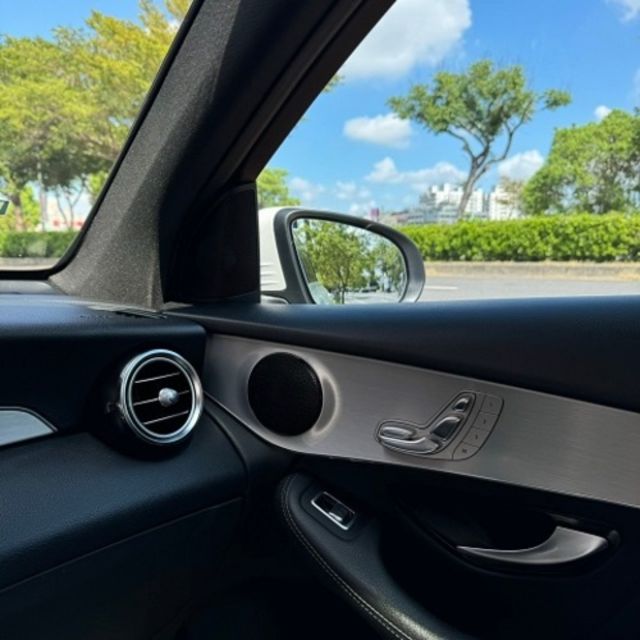 M-BENZ賓士 GLC250  第13張相片