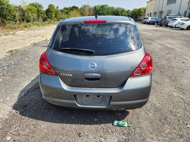NISSAN日產 TIIDA  第7張相片