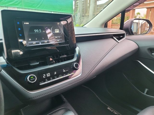 TOYOTA豐田 ALTIS  第25張相片