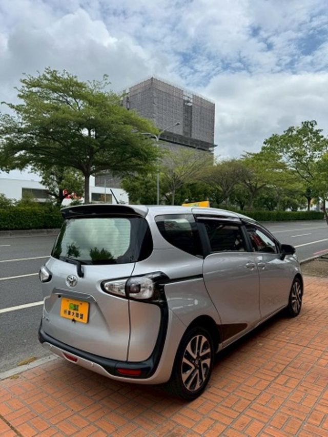 TOYOTA豐田 SIENTA  第2張相片