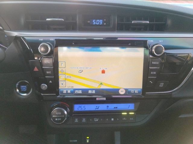 TOYOTA豐田 ALTIS  第10張相片