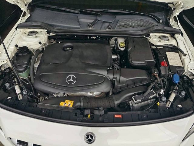 M-BENZ賓士 GLA180  第6張相片