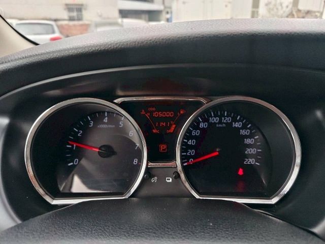 NISSAN日產 LIVINA  第5張相片