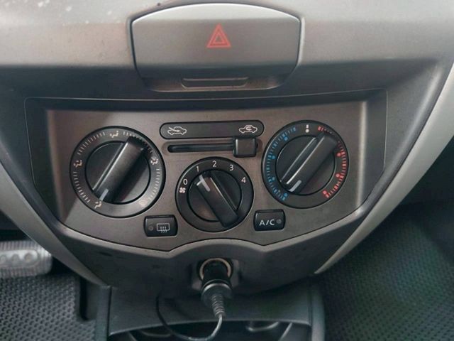 NISSAN日產 LIVINA  第12張相片