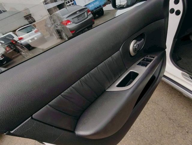 NISSAN日產 LIVINA  第14張相片