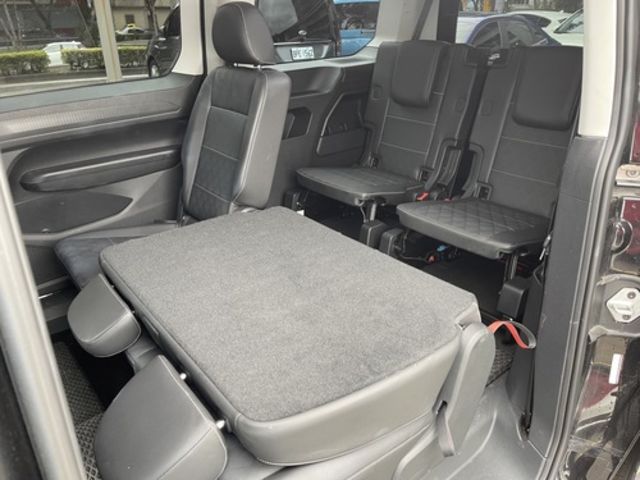 FORD福特 TOURNEO  第10張相片