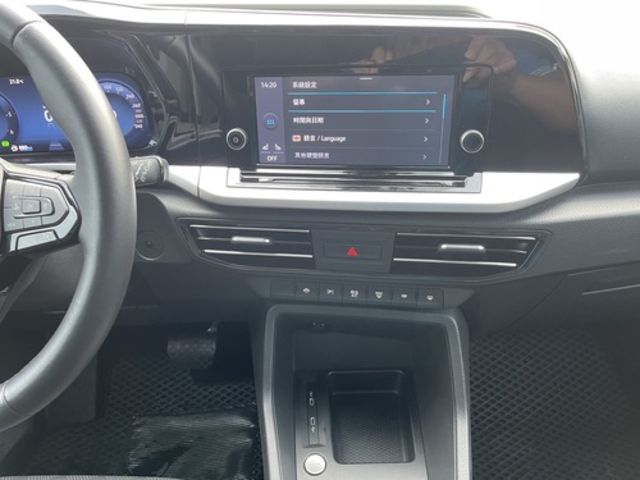 FORD福特 TOURNEO  第11張相片