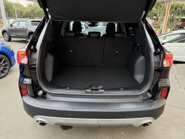 FORD福特 KUGA  第7張相片