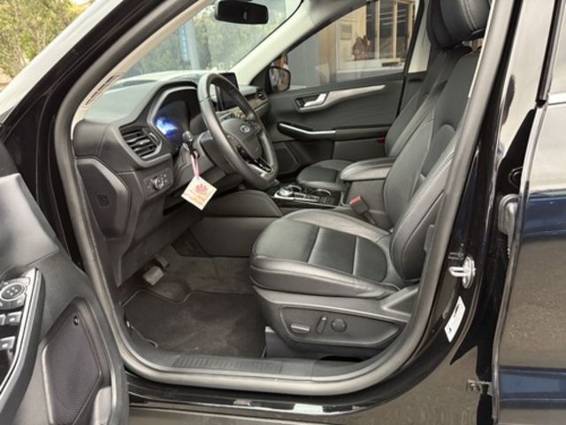 FORD福特 KUGA  第8張相片