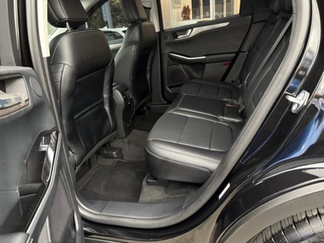 FORD福特 KUGA  第9張相片