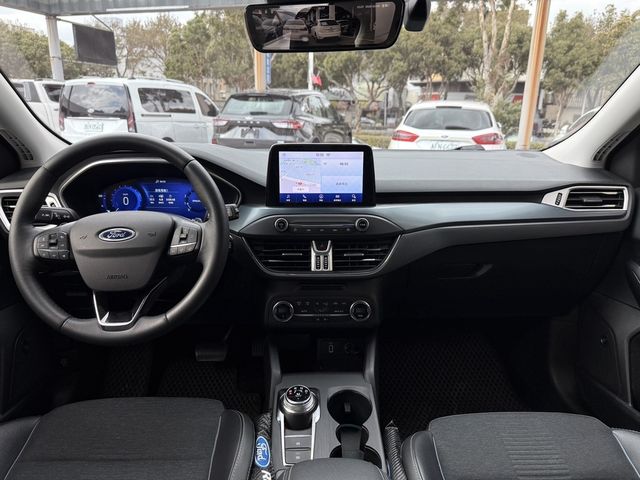 FORD福特 ACTIVA  第5張相片
