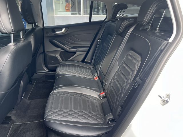 FORD福特 FOCUS ACTIVE  第8張相片