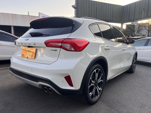FORD福特 FOCUS ACTIVE  第2張相片