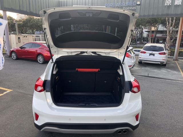 FORD福特 FOCUS ACTIVE  第9張相片
