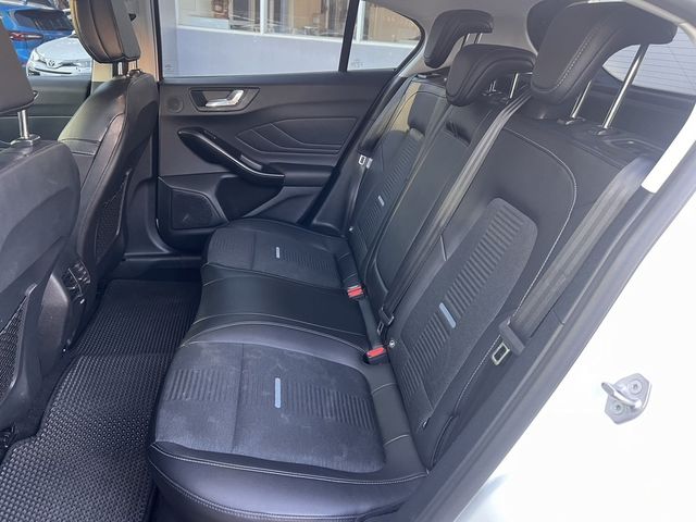 FORD福特 FOCUS ACTIVE  第11張相片
