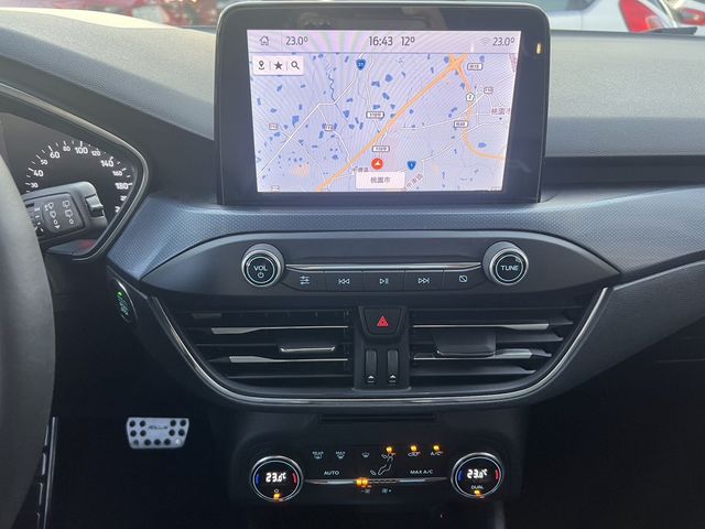 FORD福特 FOCUS ACTIVE  第14張相片