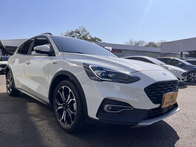 FORD福特 FOCUS ACTIVE  第7張相片