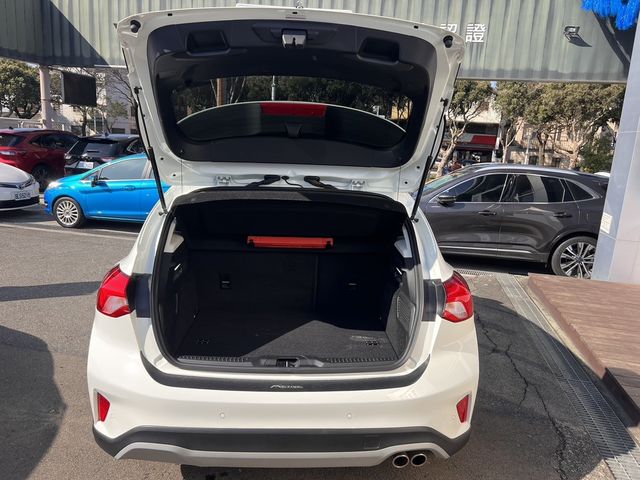 FORD福特 FOCUS ACTIVE  第11張相片