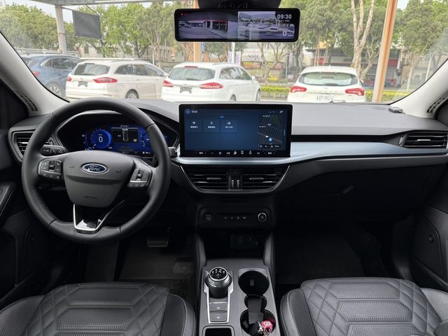 FORD福特 FOCUS ACTIVE  第5張相片