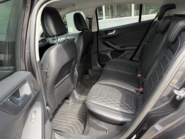 FORD福特 FOCUS ACTIVE  第9張相片