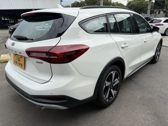 FORD福特 FOCUS ACTIVE  第3張相片