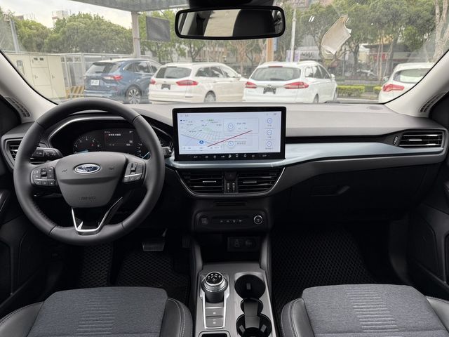 FORD福特 FOCUS ACTIVE  第5張相片