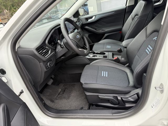 FORD福特 FOCUS ACTIVE  第8張相片