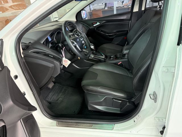 FORD福特 FOCUS  第7張相片