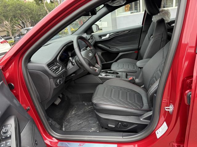 FORD福特 FOCUS WAGON  第8張相片