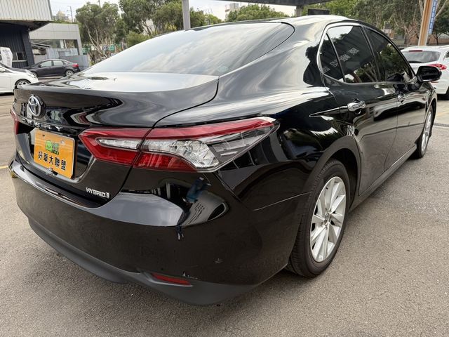 TOYOTA豐田 CAMRY HYBRID  第3張相片