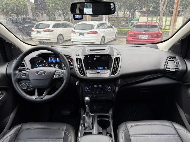 FORD福特 KUGA  第5張相片