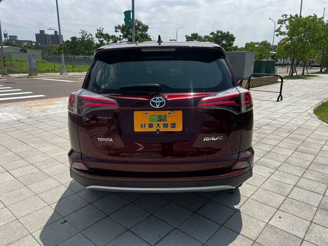 TOYOTA豐田 RAV4  第4張相片