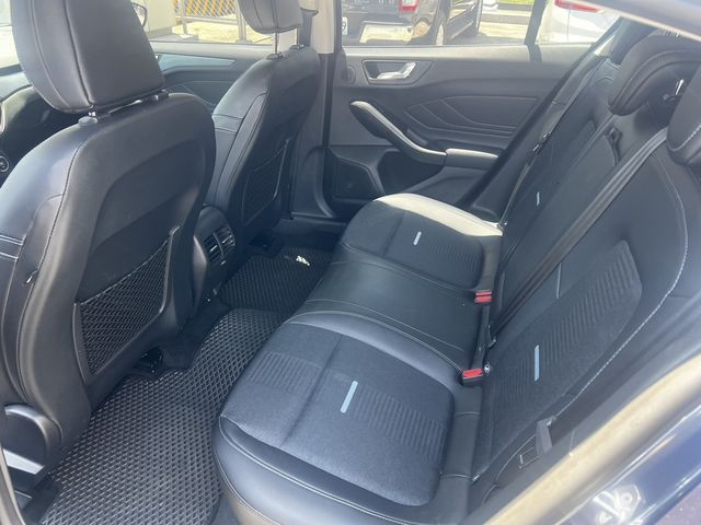 FORD福特 FOCUS ACTIVE  第7張相片