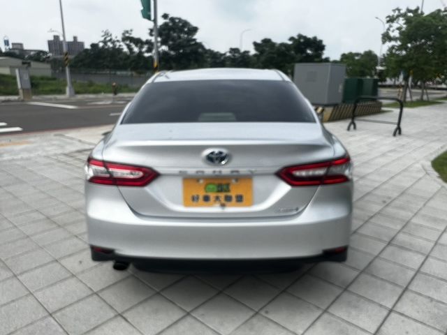 TOYOTA豐田 CAMRY HYBRID  第4張相片