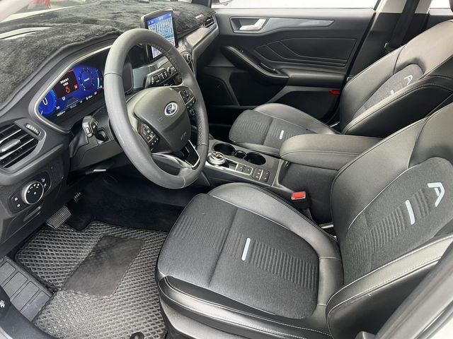 FORD福特 FOCUS ACTIVE  第7張相片