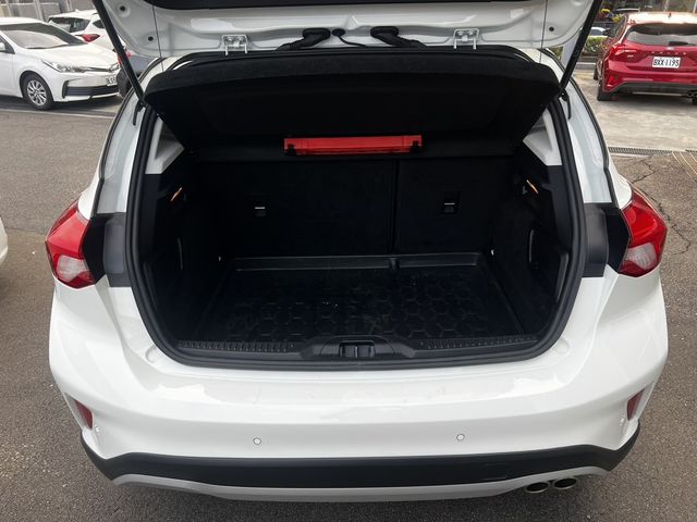 FORD福特 FOCUS ACTIVE  第11張相片