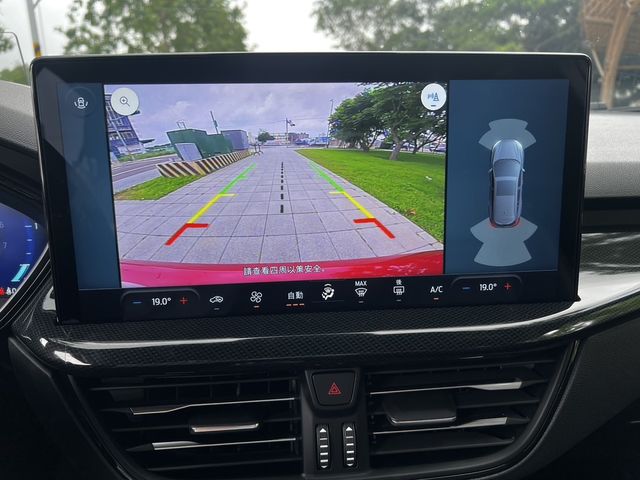 FORD福特 FOCUS ACTIVE  第10張相片