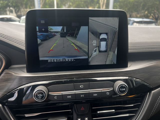 FORD福特 KUGA  第9張相片