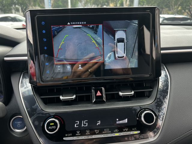 TOYOTA豐田 COROLLA CROSS HYBRID  第9張相片