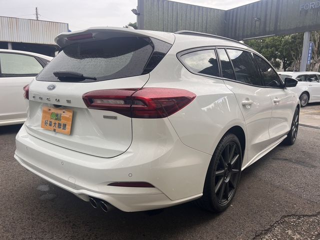 FORD福特 FOCUS WAGON  第2張相片