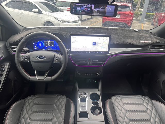 FORD福特 FOCUS WAGON  第5張相片
