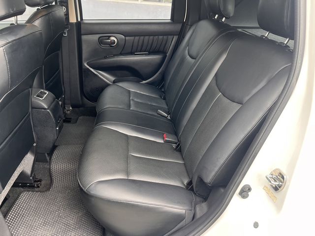 NISSAN日產 LIVINA  第10張相片