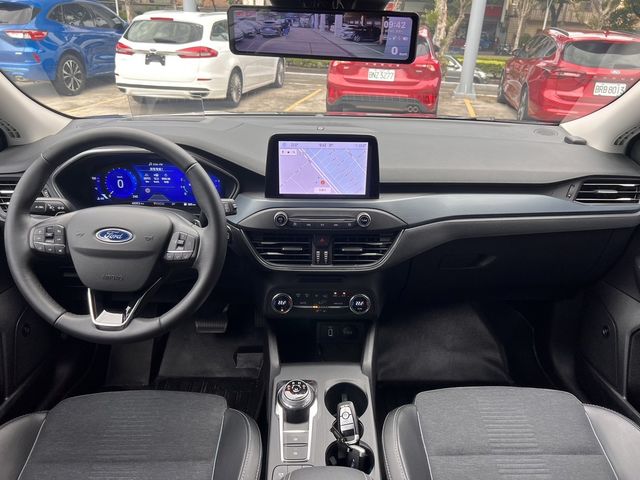 FORD福特 FOCUS ACTIVE  第5張相片