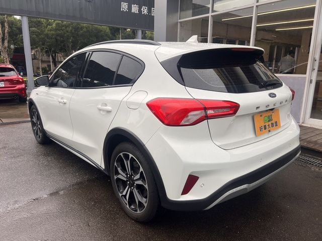 FORD福特 FOCUS ACTIVE  第8張相片