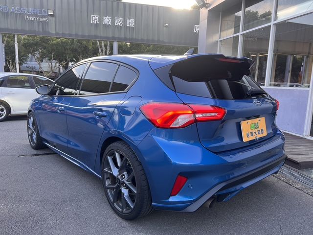 FORD福特 FOCUS ST  第8張相片